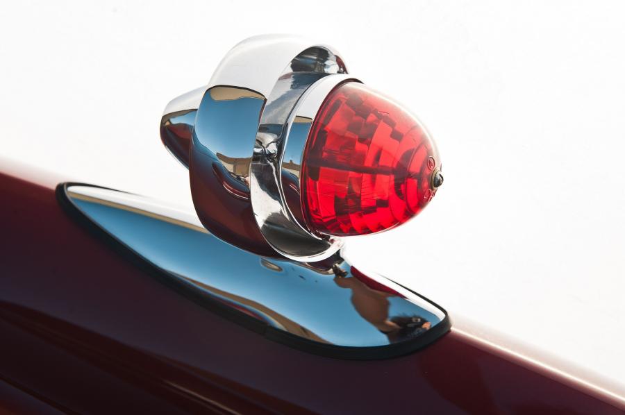  Chrysler D&rsquo;Elegance by Ghia 1952 года  (фото 4 из 25)
